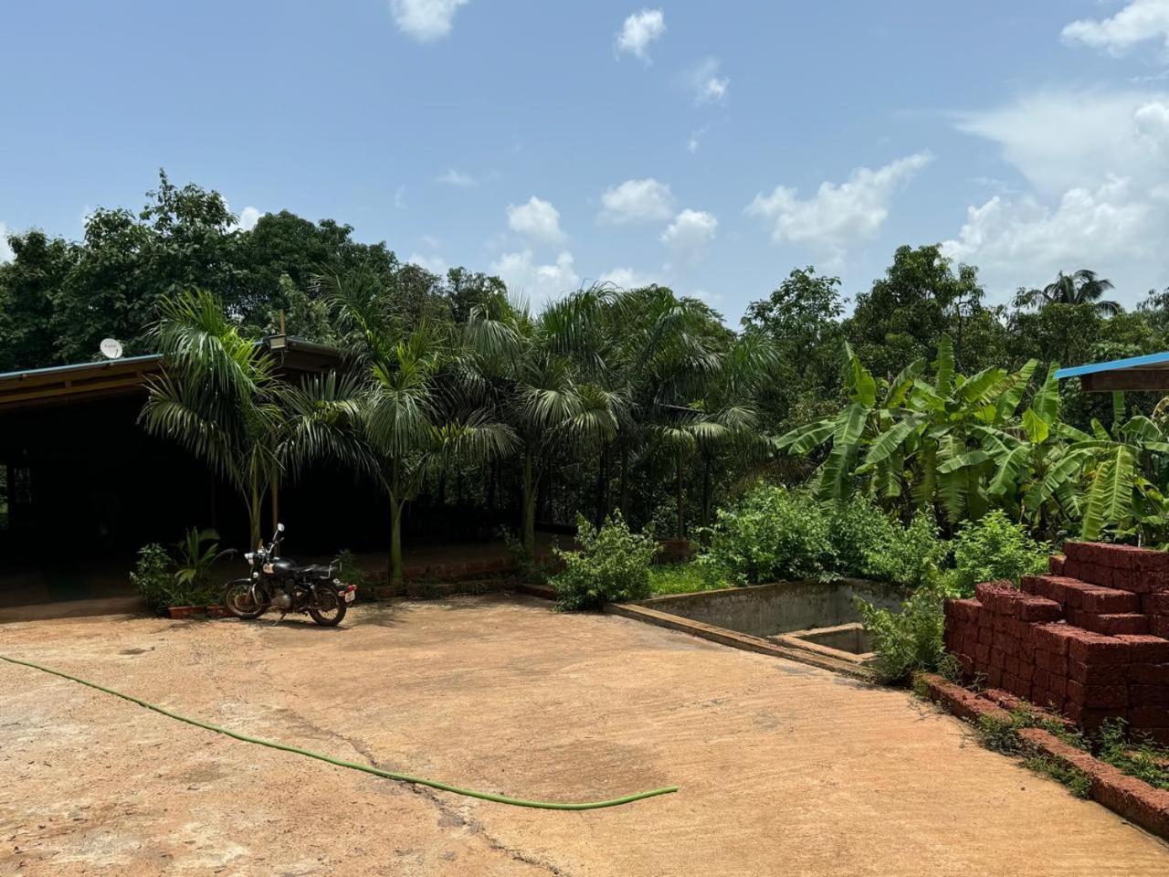 Hotel Shalini Palace Ratnāgiri Eksteriør billede